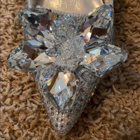 Jimmy Choo Cinderella Slipper Heels (Replicas!) - Picture 5 of 7